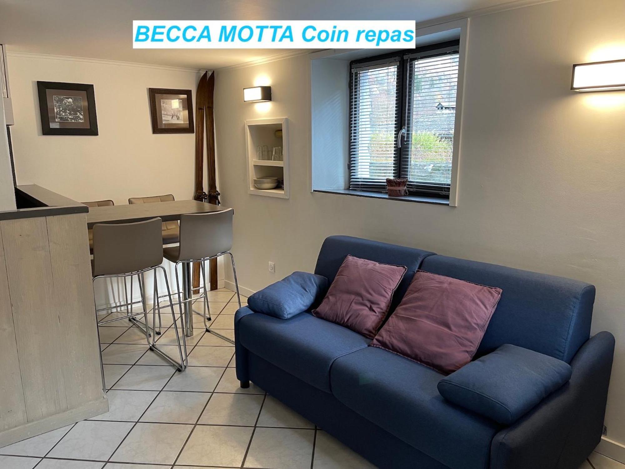 Apartment Maison Des Vignes- Troquairou Et Becca Motta