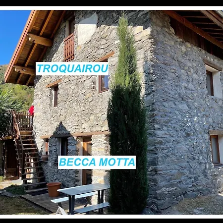 Maison Des Vignes- Troquairou Et Becca Motta Brides-les-Bains Exterior photo