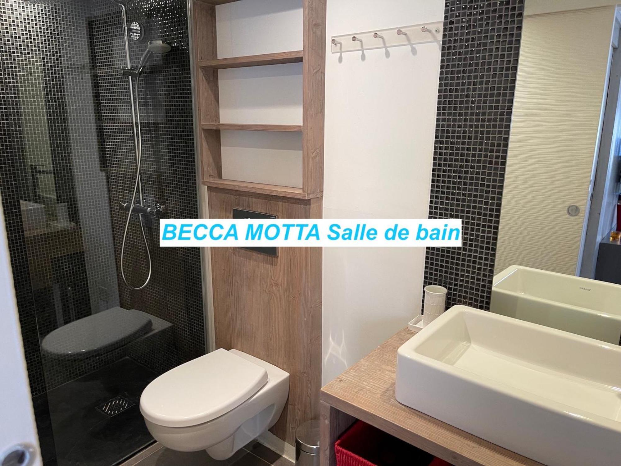 Maison Des Vignes- Troquairou Et Becca Motta * Brides-les-Bains